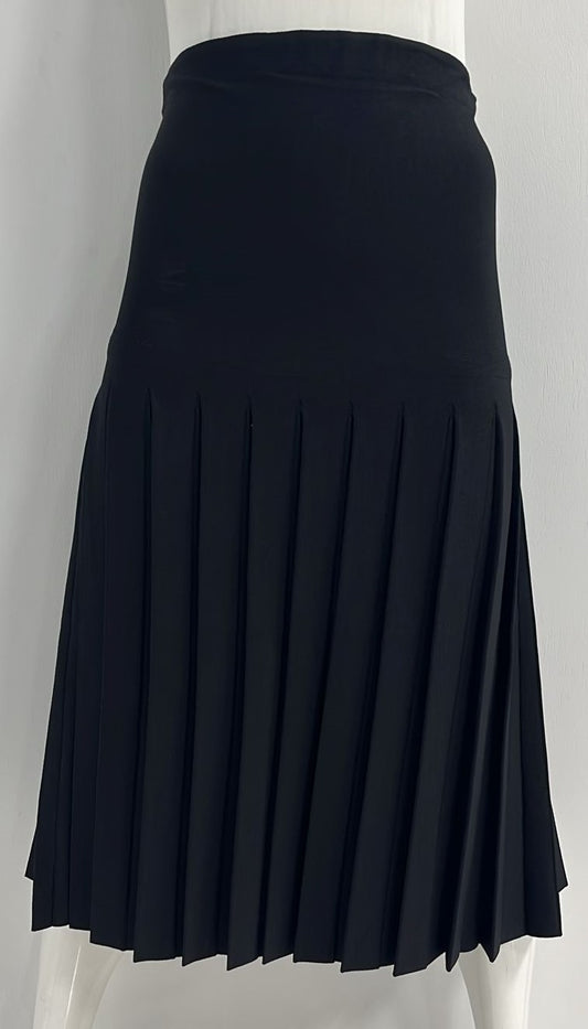 APPARALEL MATERNITY PLEATED KNIT SKIRT 25" BLACK