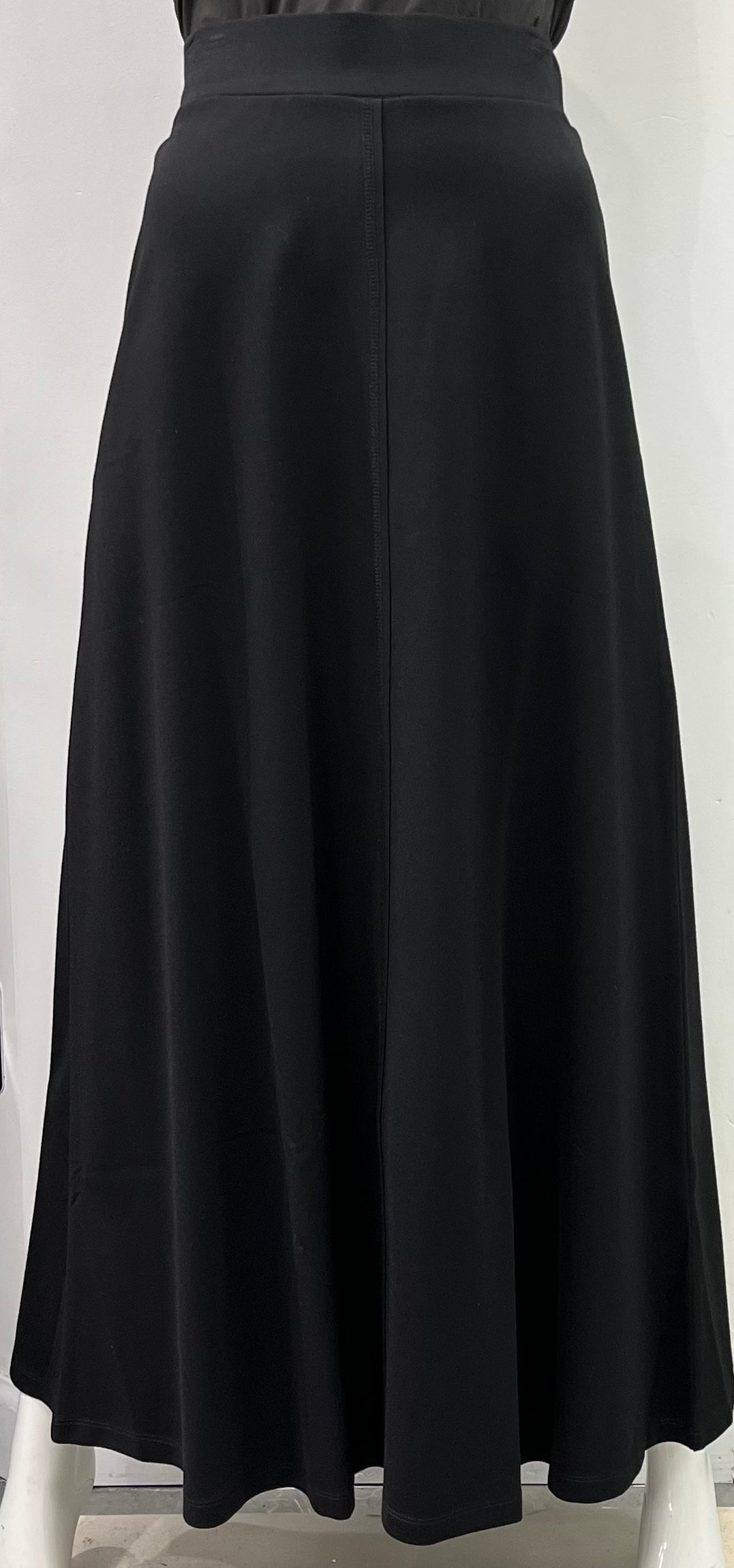 WEAR AND FLAIR PONTE MAXI SKIRT W CENTER SEAM BLACK