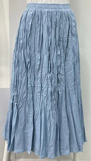 SMILE EVERYDAY CRINKLED SKIRT-MIDI CHAMBRAY